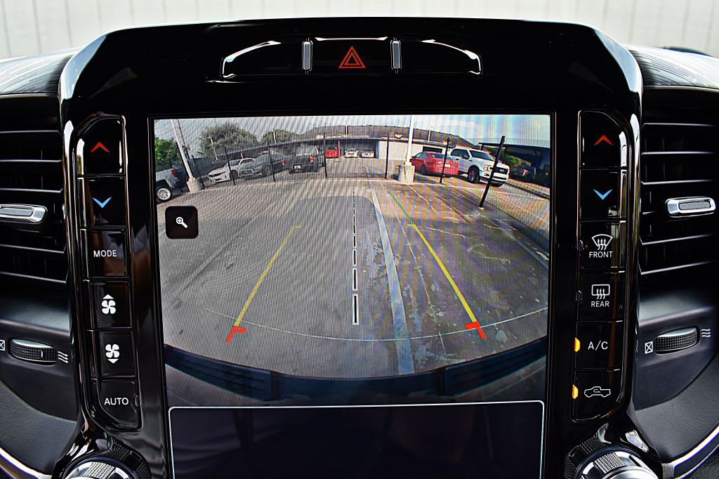 2023 RAM 1500 Image 32