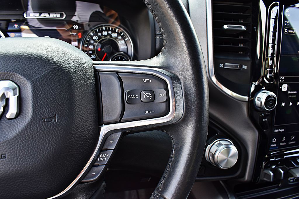 2023 RAM 1500 Image 43