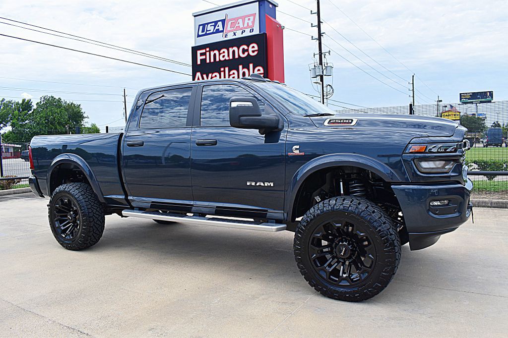 2026 RAM 2500 Image 3