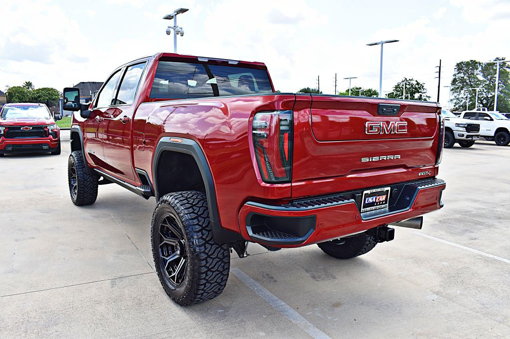 2026 GMC Sierra Image 8