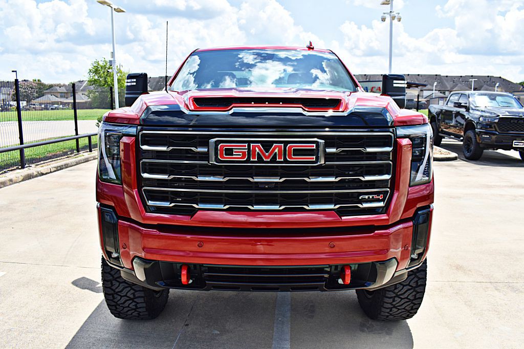 2026 GMC Sierra Image 12