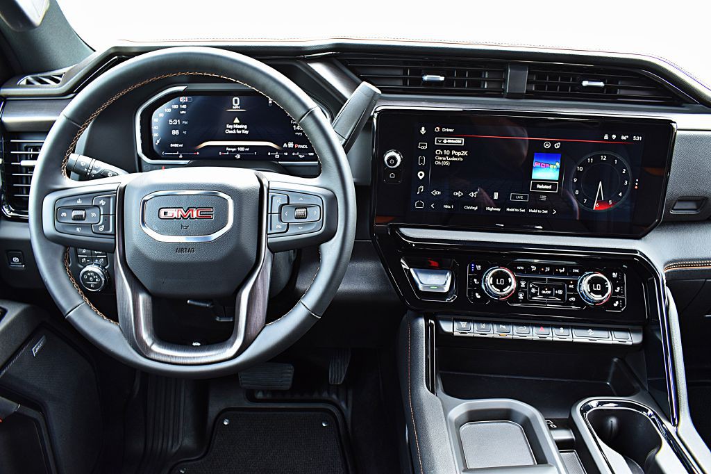 2026 GMC Sierra Image 25