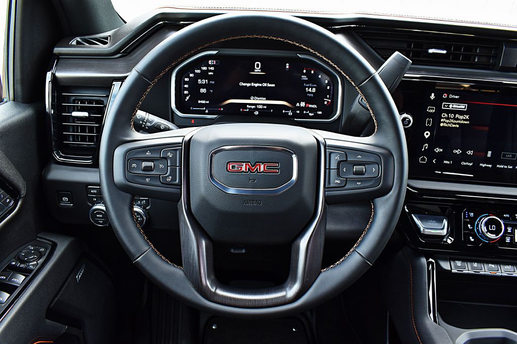 2026 GMC Sierra Image 26