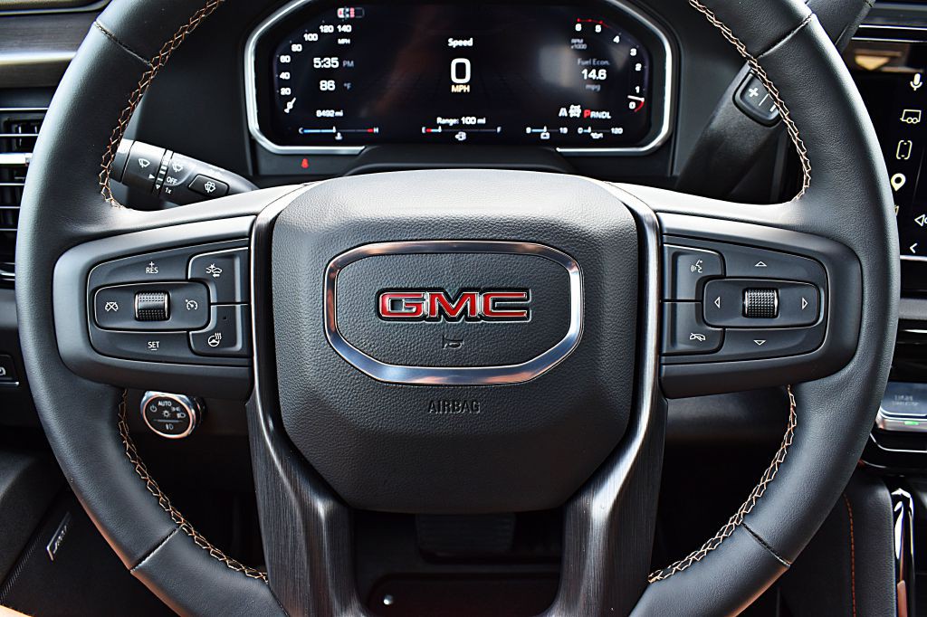 2026 GMC Sierra Image 39