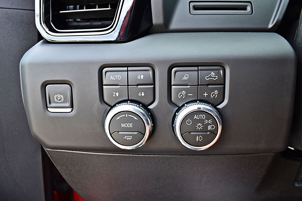 2026 GMC Sierra Image 43