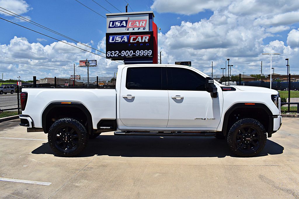 2026 GMC Sierra Image 4