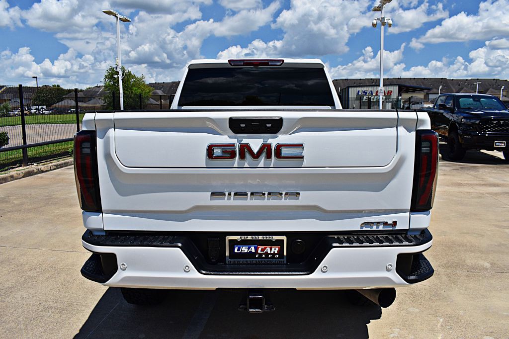 2026 GMC Sierra Image 6