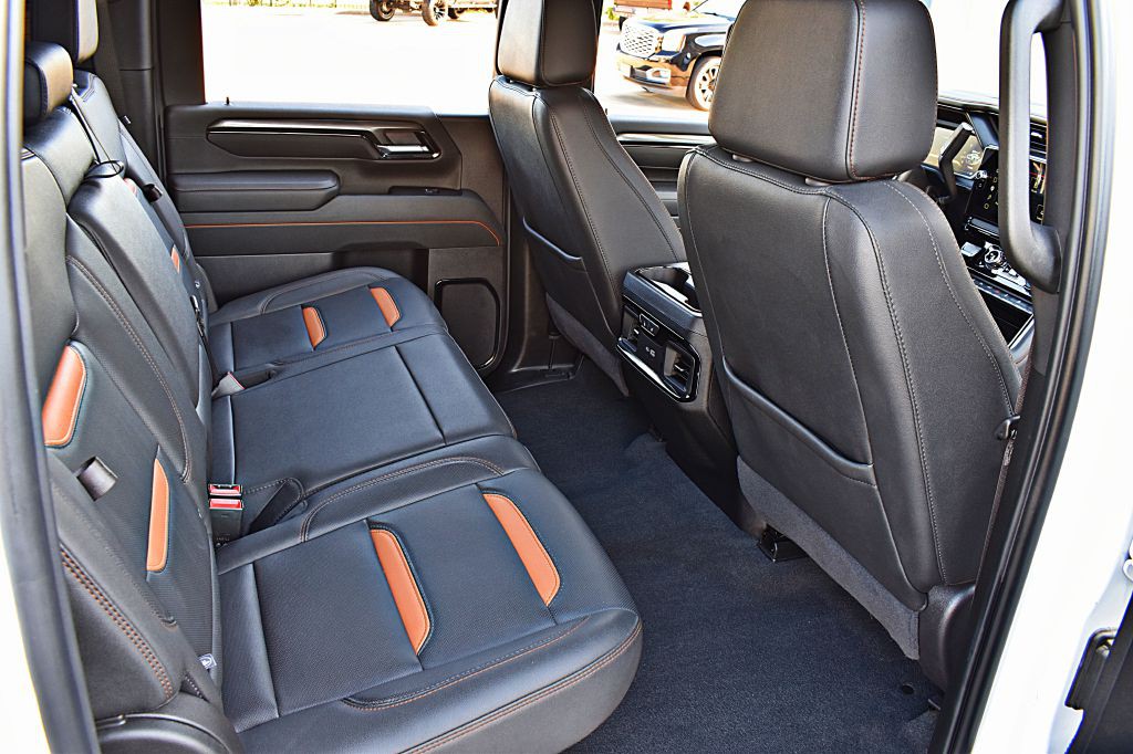 2026 GMC Sierra Image 22
