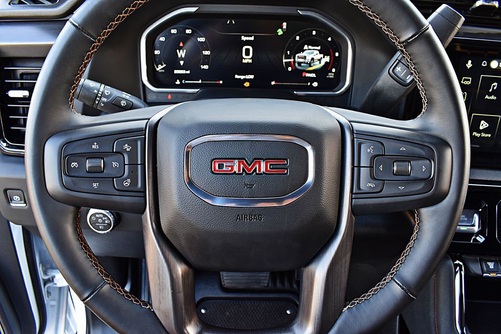 2026 GMC Sierra Image 38