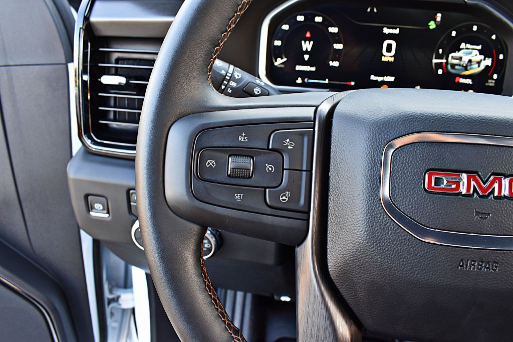 2026 GMC Sierra Image 39