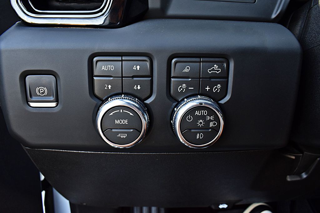 2026 GMC Sierra Image 42