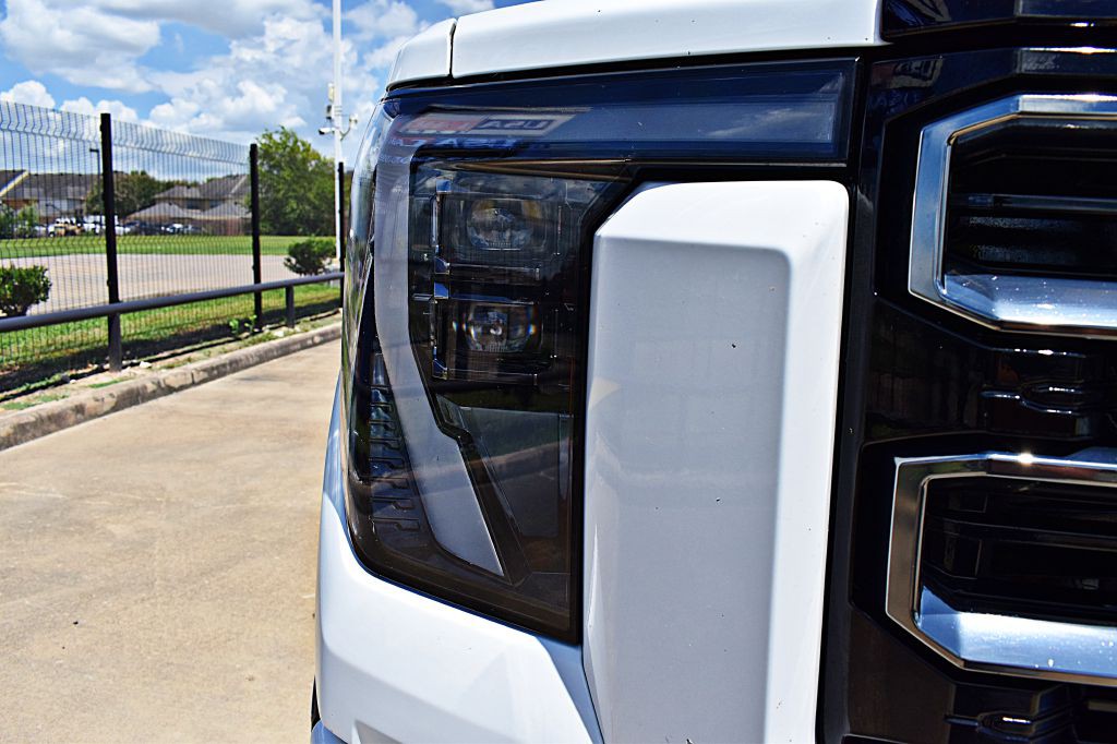 2026 GMC Sierra Image 48