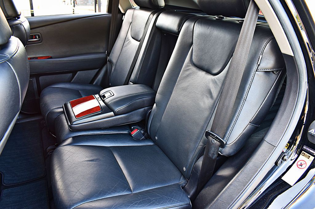 2011 Lexus RX Image 19