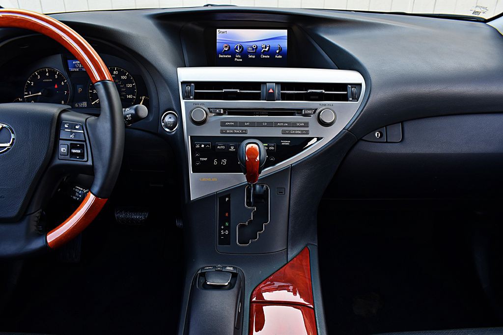 2011 Lexus RX Image 27