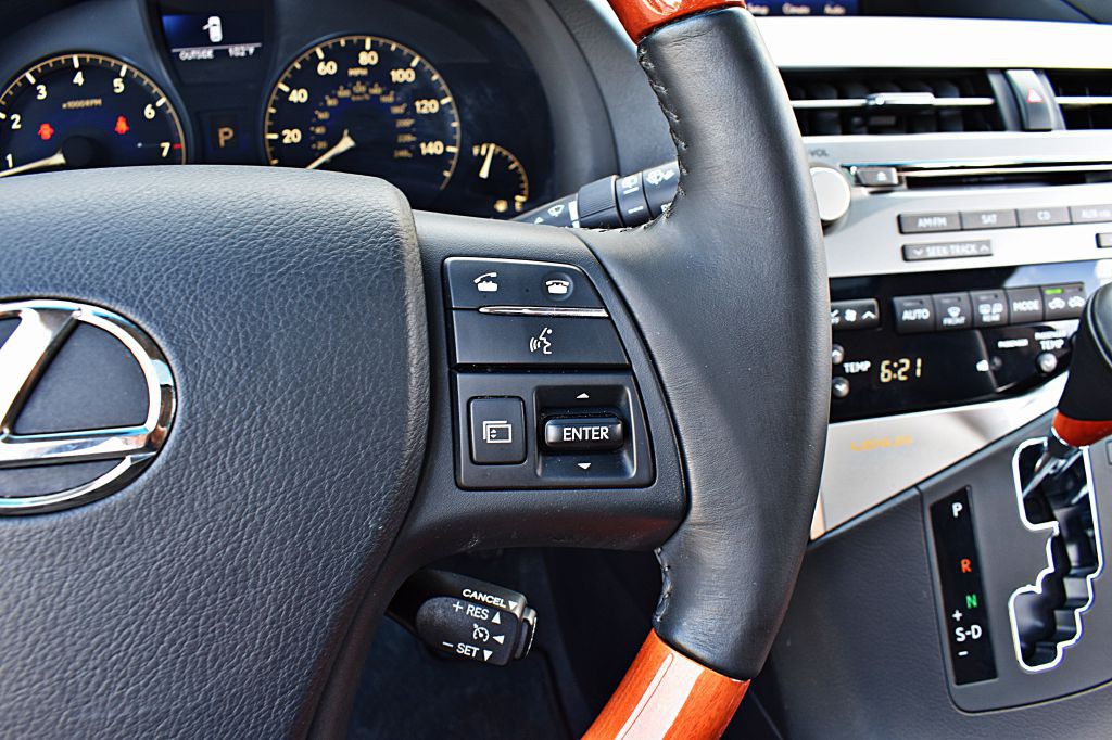 2011 Lexus RX Image 39