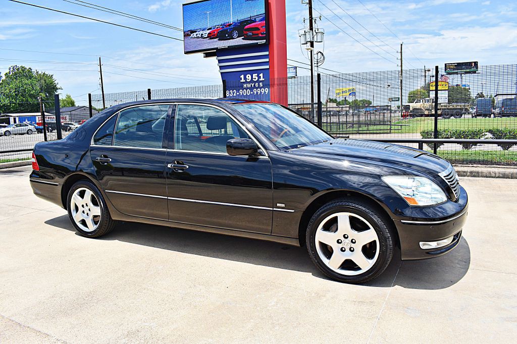 2005 Lexus LS Image 3