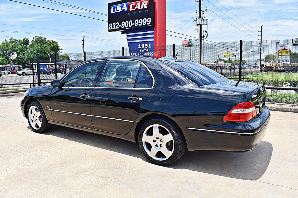 2005 Lexus LS Image 9