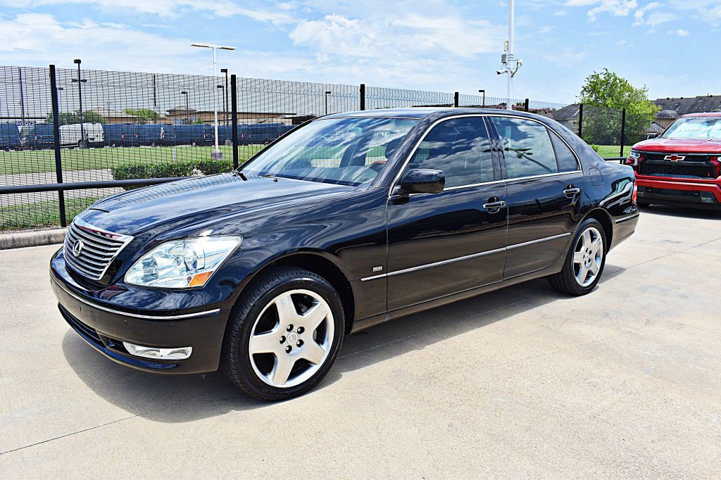2005 Lexus LS Image 11