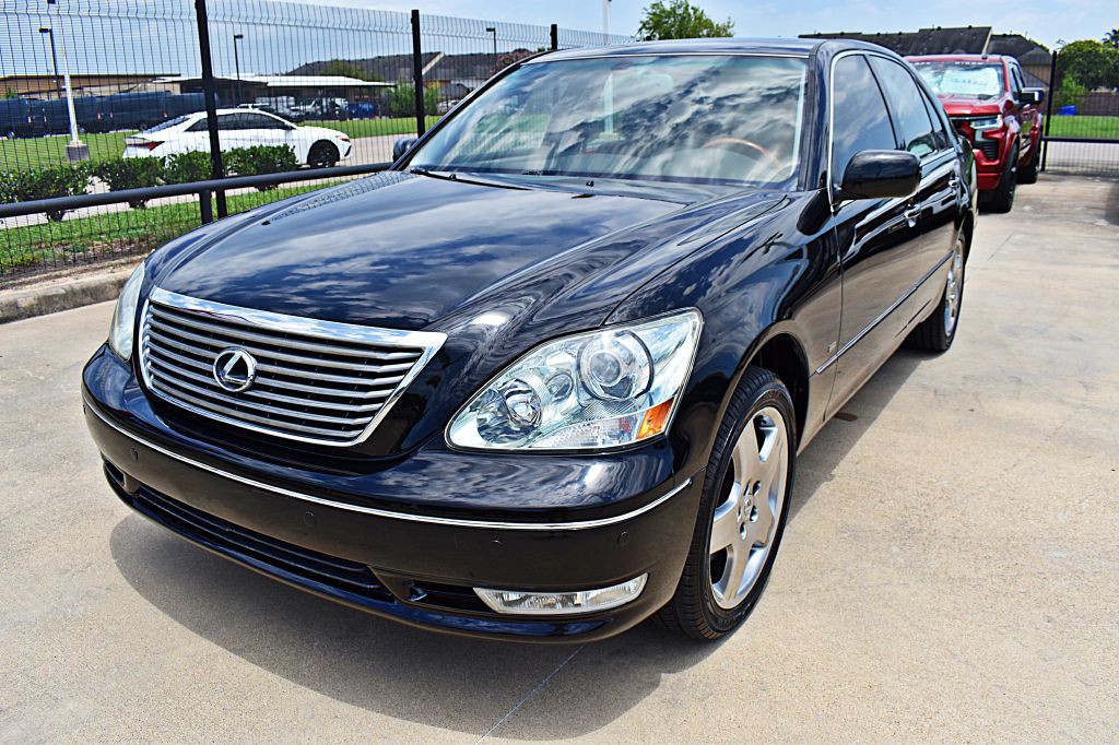 2005 Lexus LS Image 14