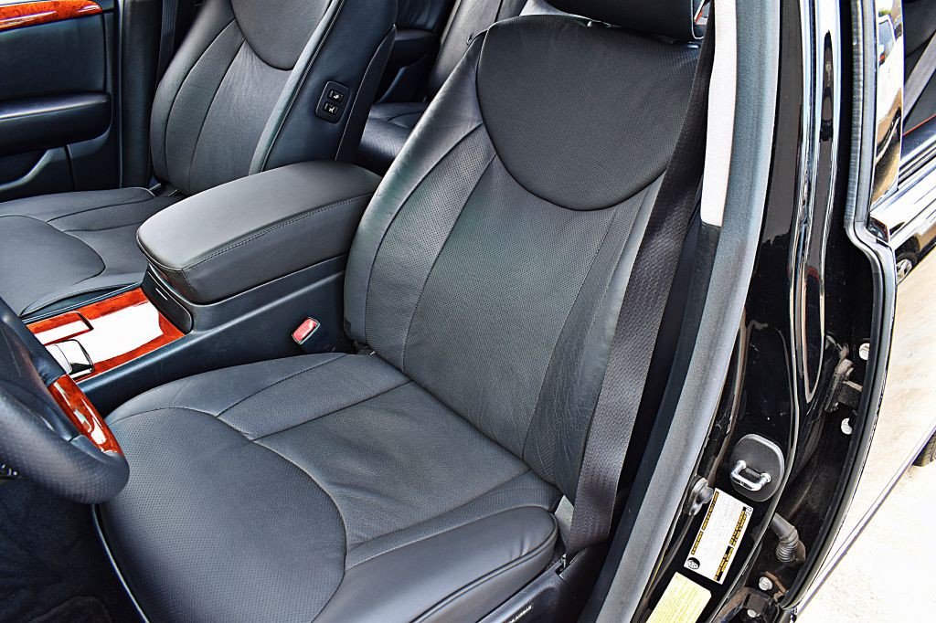 2005 Lexus LS Image 17
