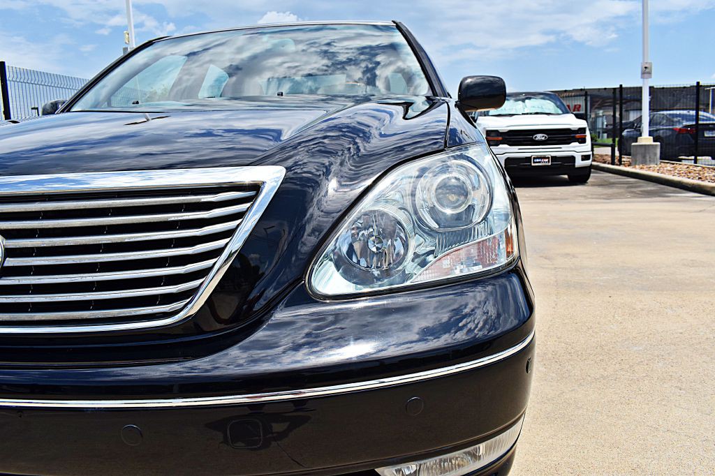 2005 Lexus LS Image 43