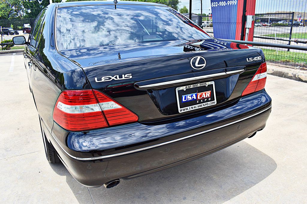 2005 Lexus LS Image 47