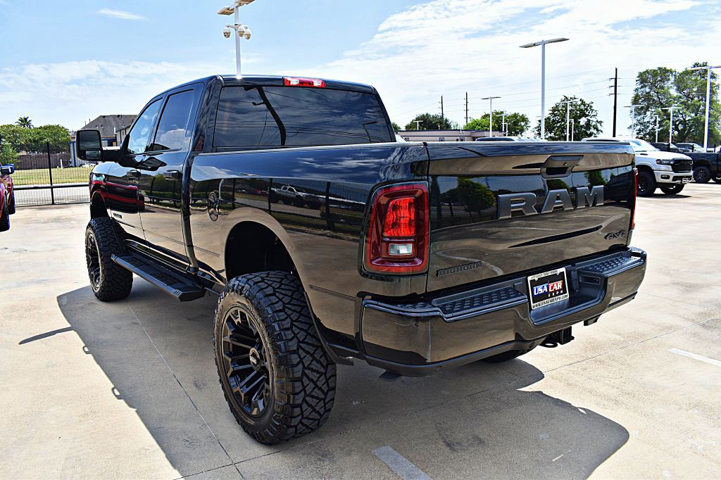 2025 RAM 2500 Image 8