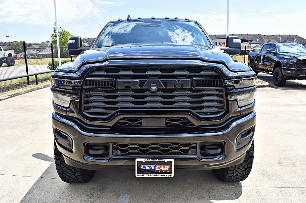 2025 RAM 2500 Image 12