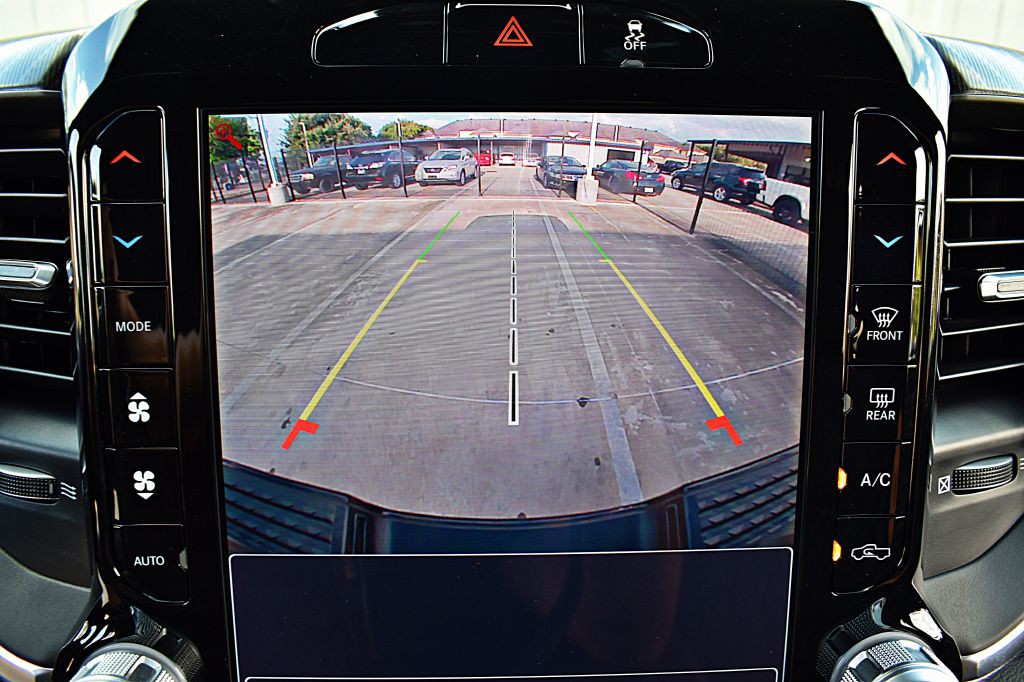 2025 RAM 2500 Image 32