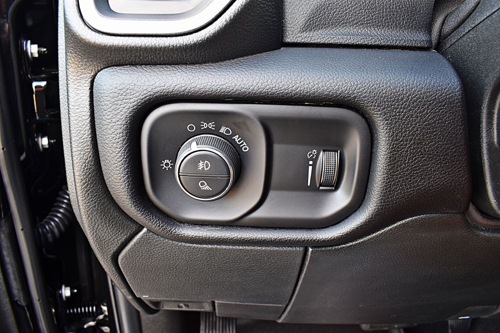2025 RAM 2500 Image 43