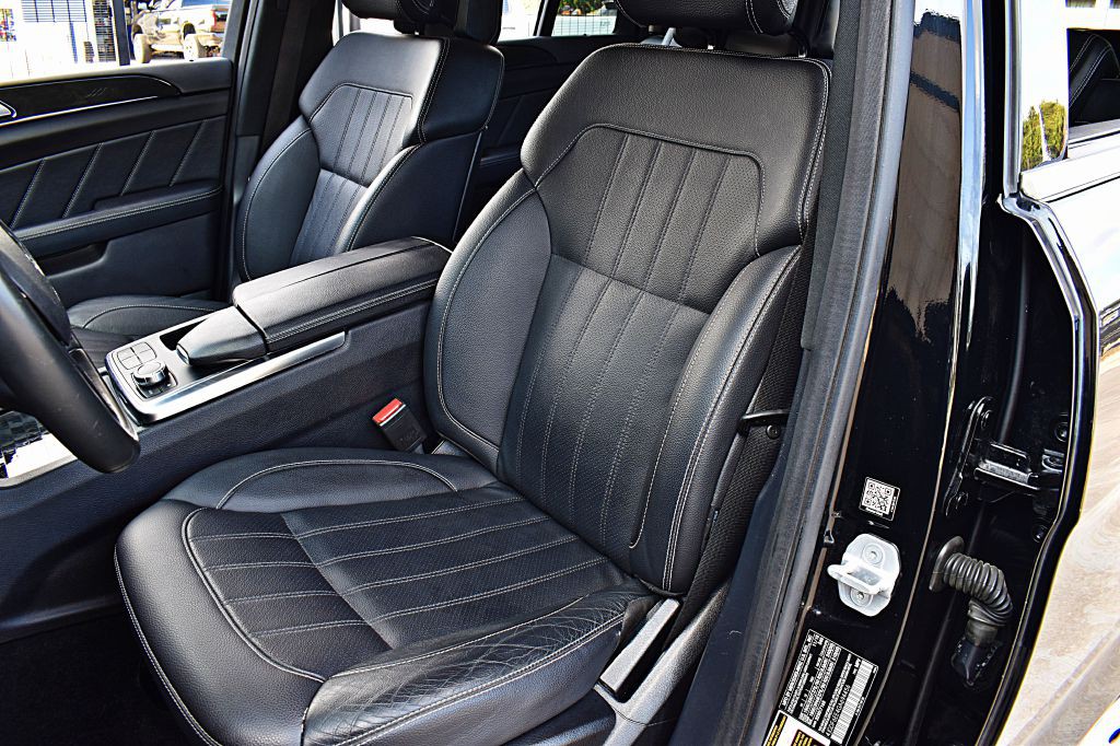 2016 Mercedes-Benz GL-Class Image 17