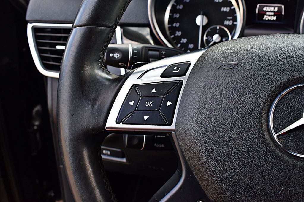 2016 Mercedes-Benz GL-Class Image 39