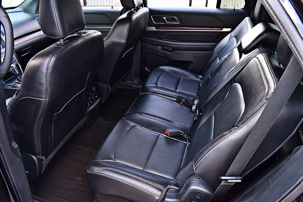 2019 Ford Explorer Image 17