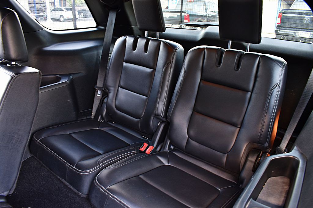 2019 Ford Explorer Image 19