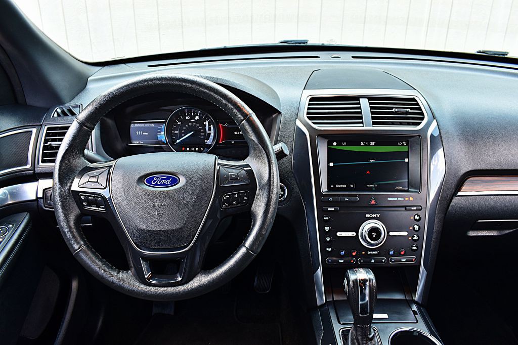 2019 Ford Explorer Image 25