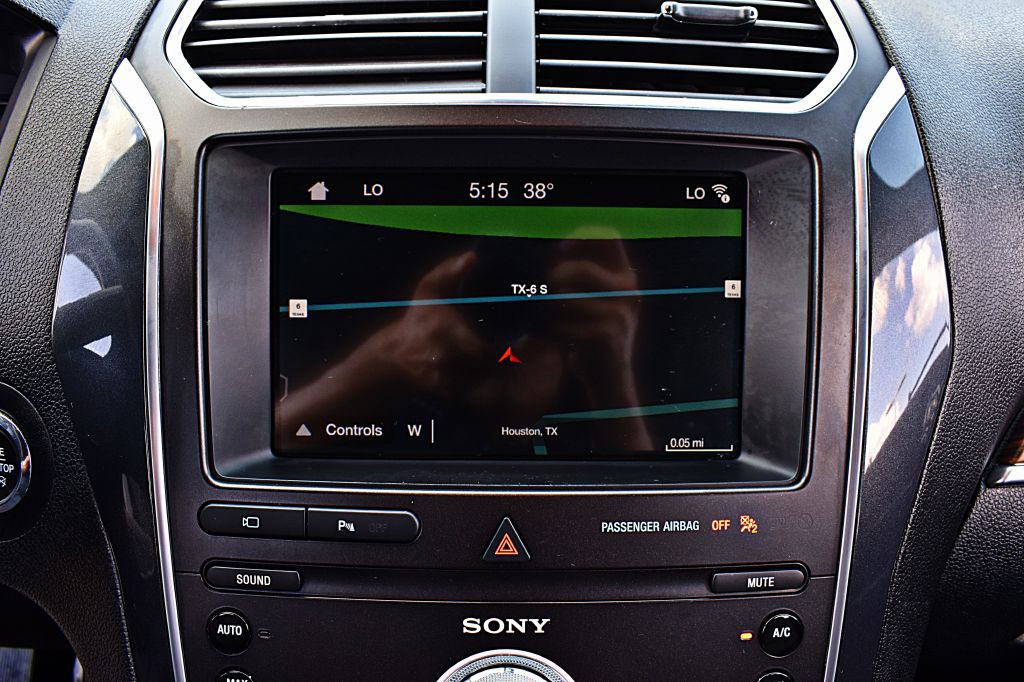 2019 Ford Explorer Image 30