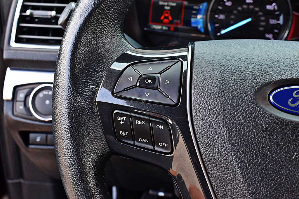 2019 Ford Explorer Image 39