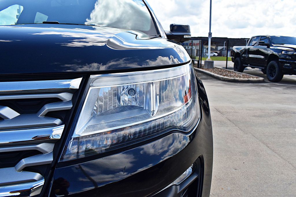 2019 Ford Explorer Image 44