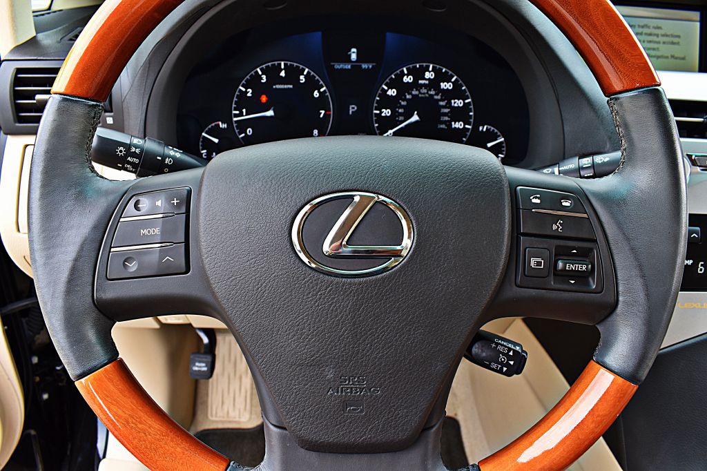 2010 Lexus RX Image 37