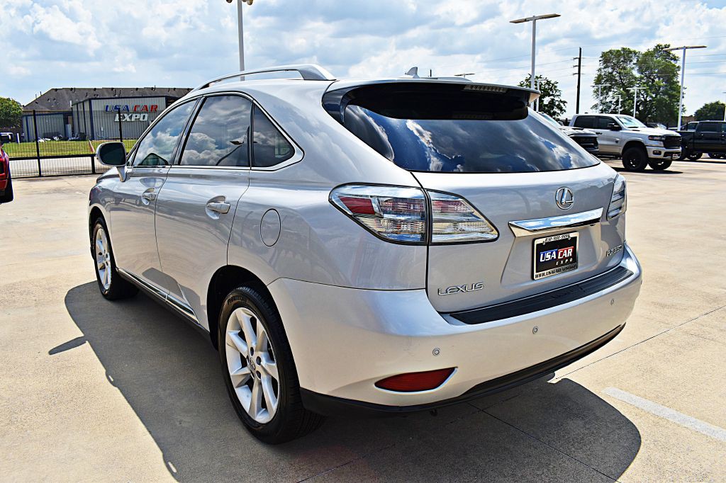 2010 Lexus RX Image 8