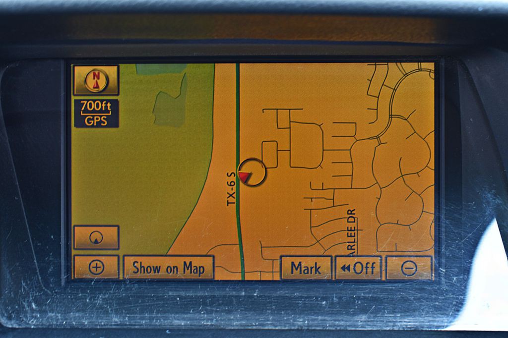 2010 Lexus RX Image 31