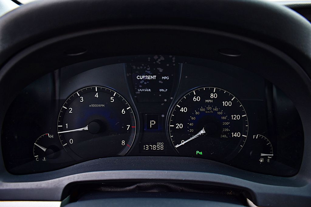 2010 Lexus RX Image 39