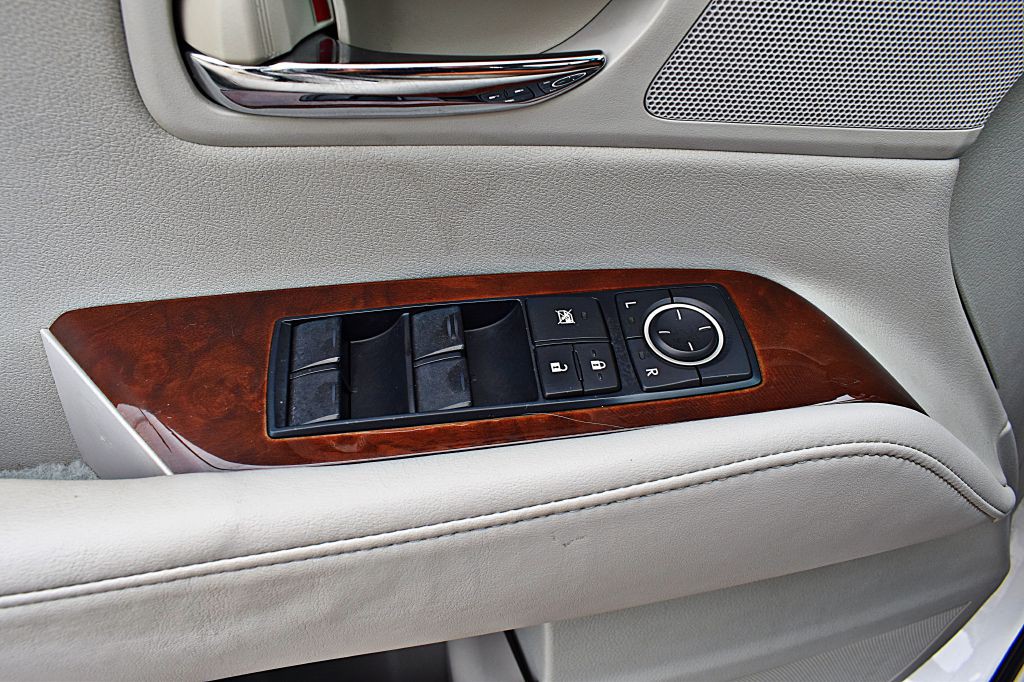 2010 Lexus RX Image 41