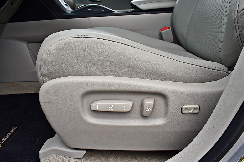 2010 Lexus RX Image 43