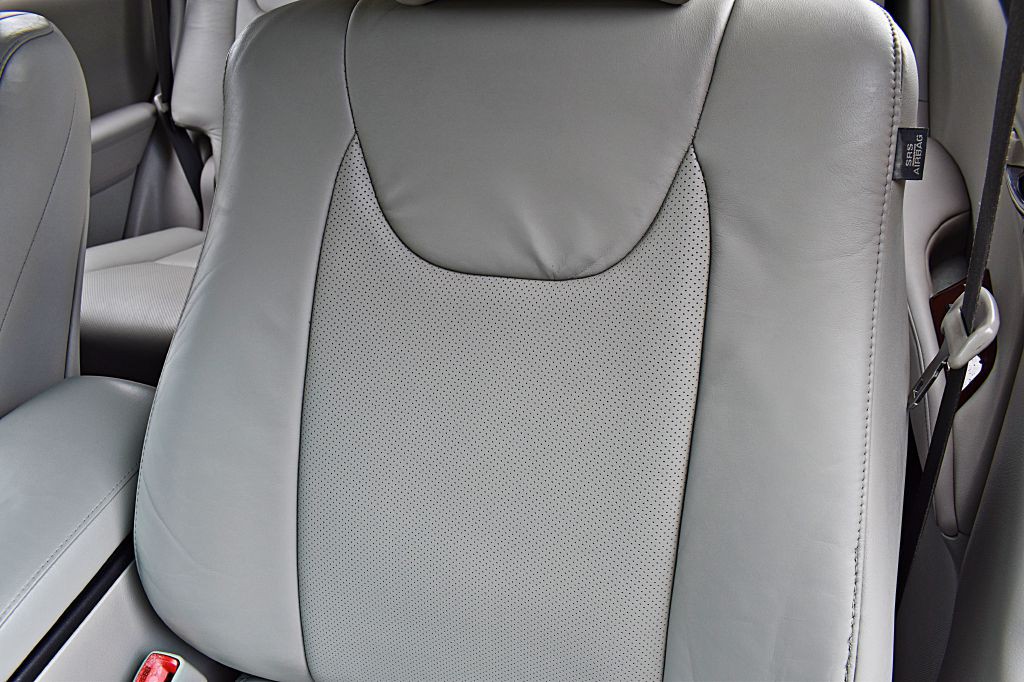 2010 Lexus RX Image 44