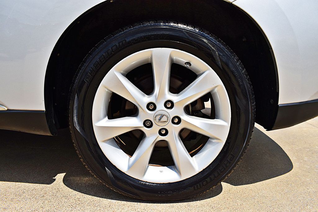 2010 Lexus RX Image 48