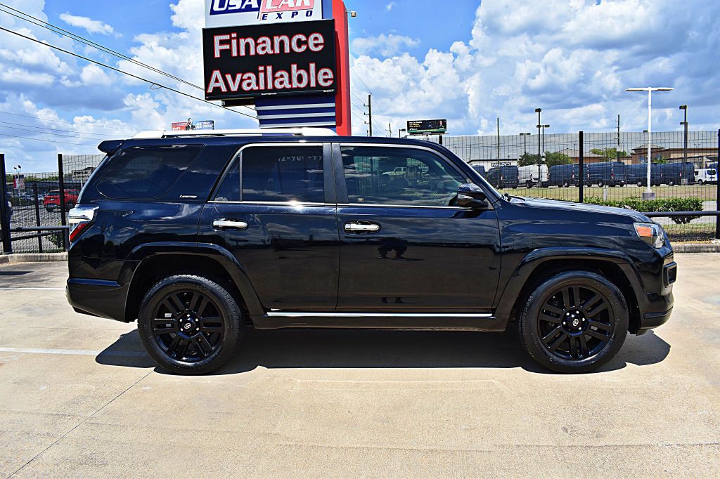 2017 Toyota 4Runner Image 4