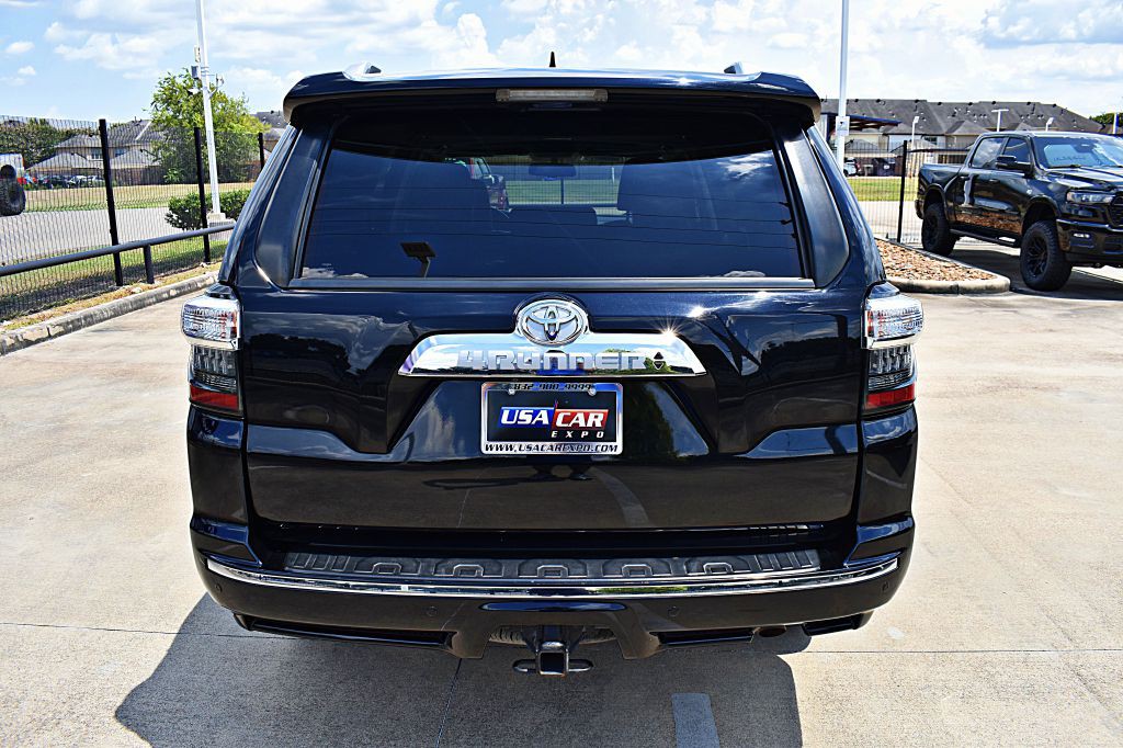 2017 Toyota 4Runner Image 6