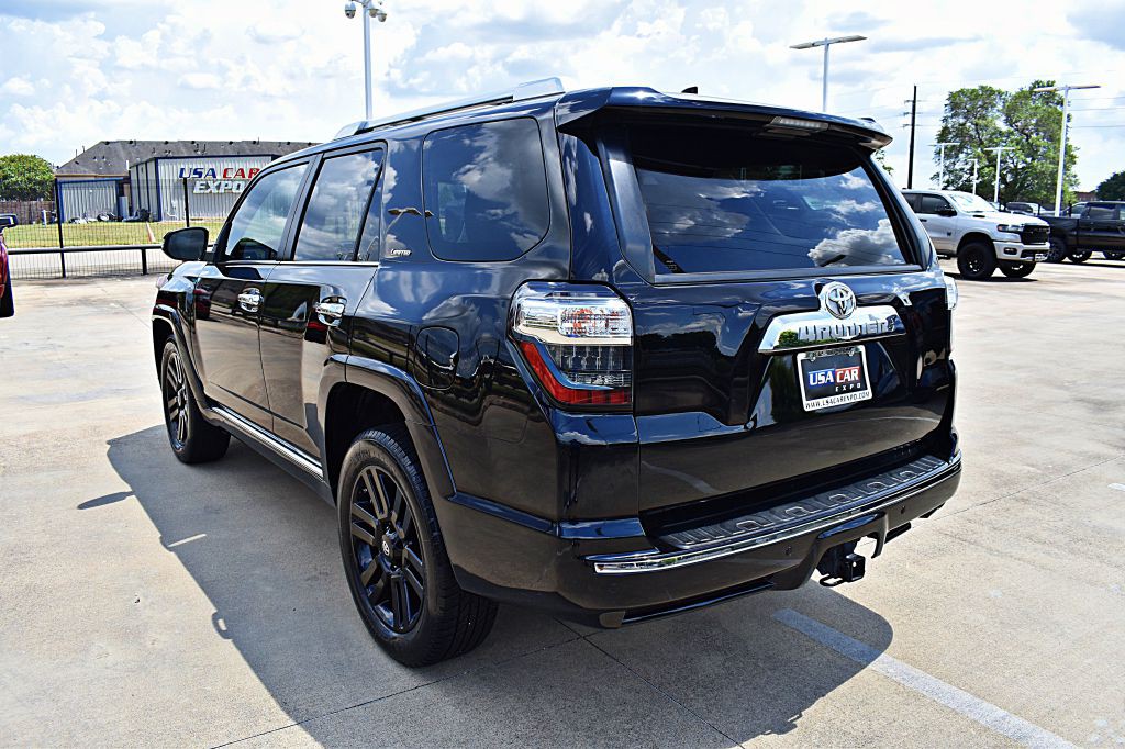 2017 Toyota 4Runner Image 8