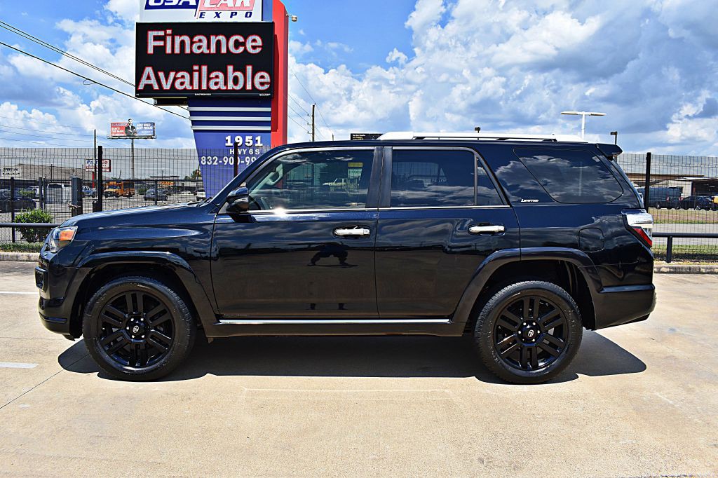 2017 Toyota 4Runner Image 10